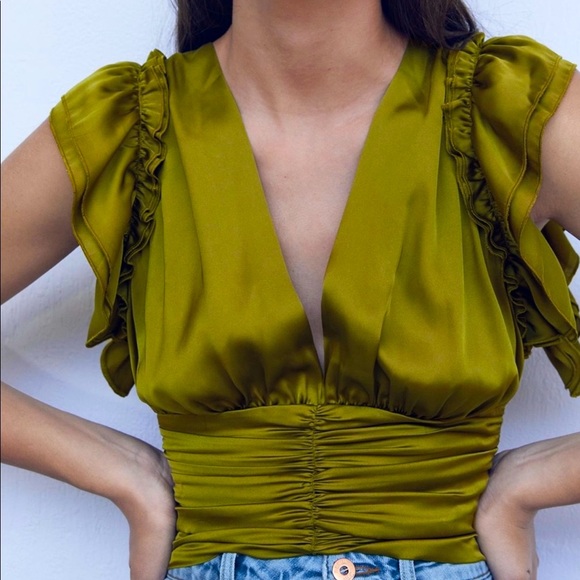 Zara Tops - ZARA - cropped ruffled top